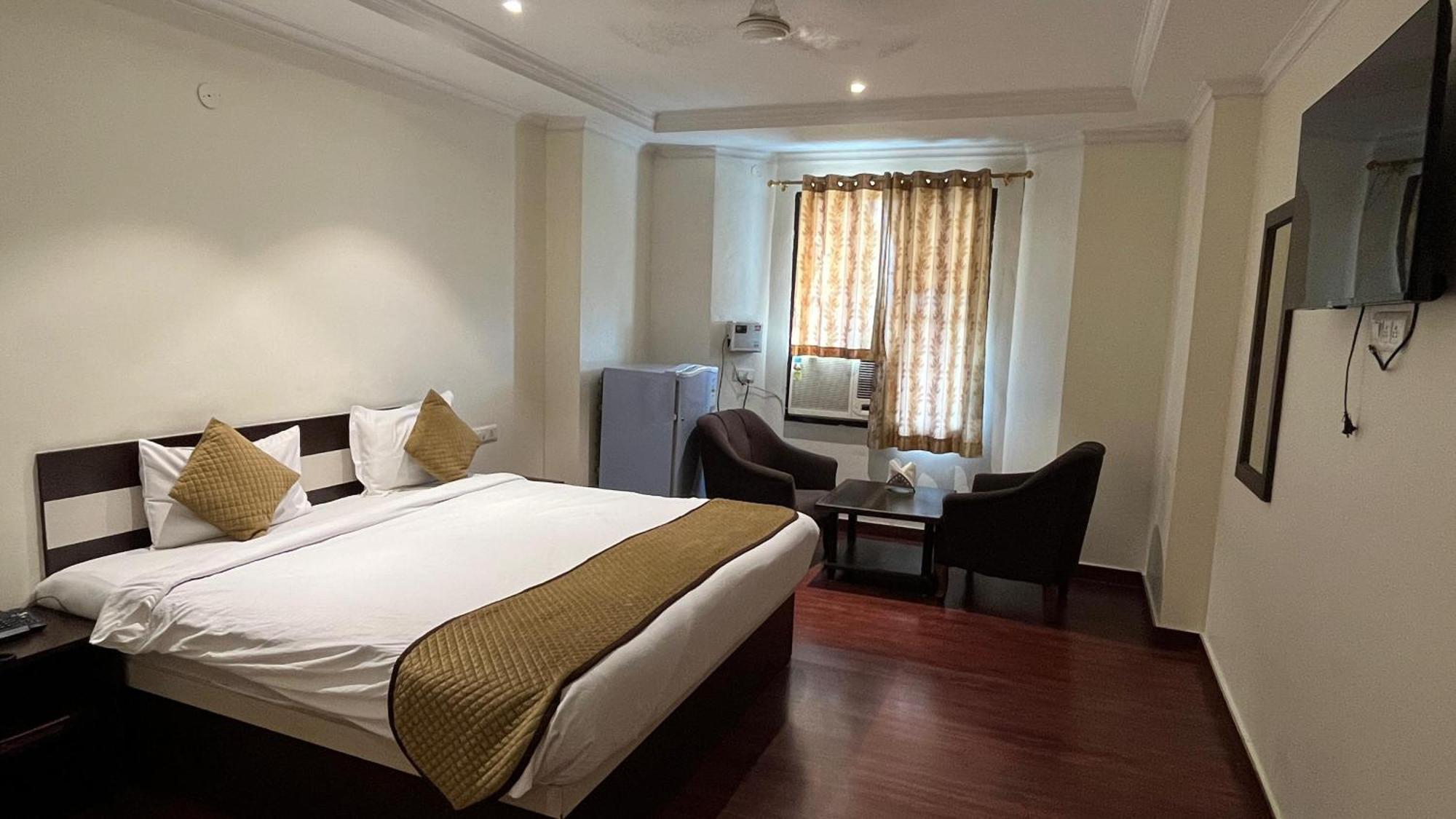 Hotel Vasu International Phagwara Exterior photo