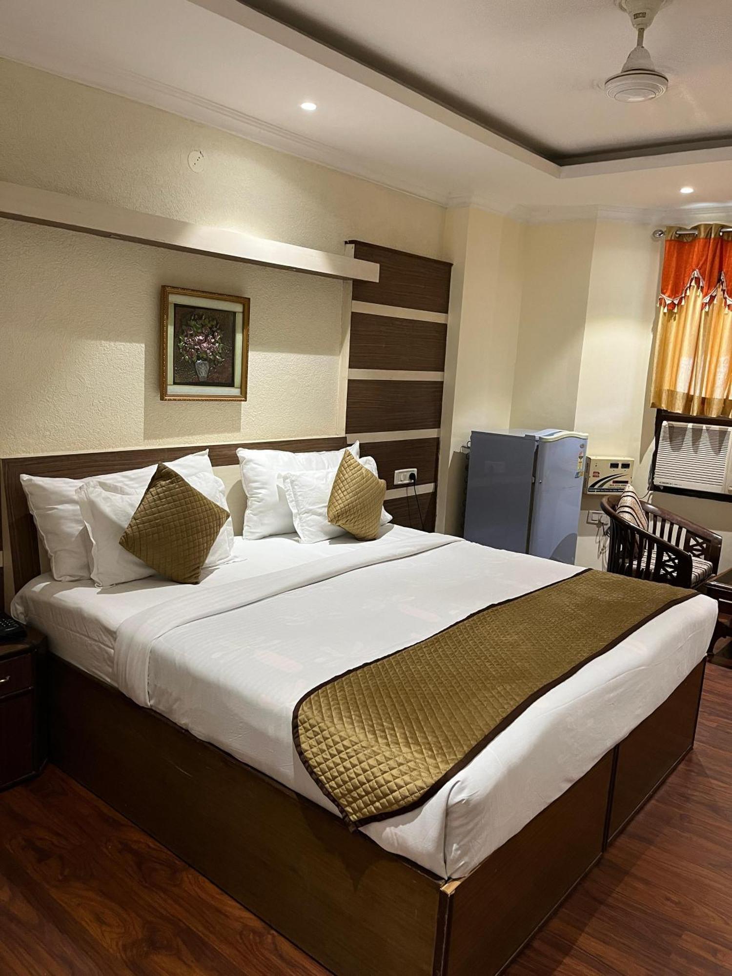 Hotel Vasu International Phagwara Exterior photo