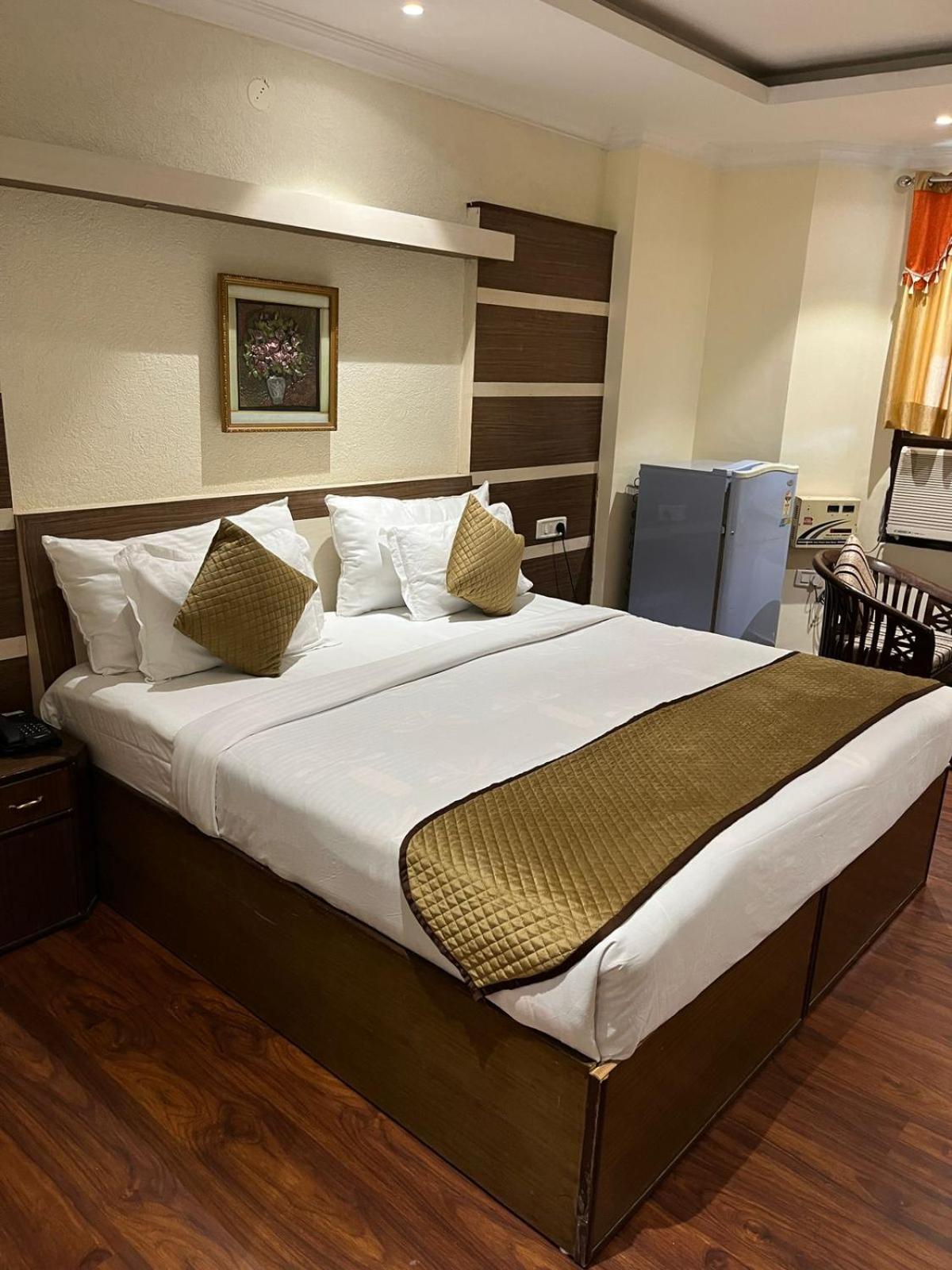 Hotel Vasu International Phagwara Exterior photo