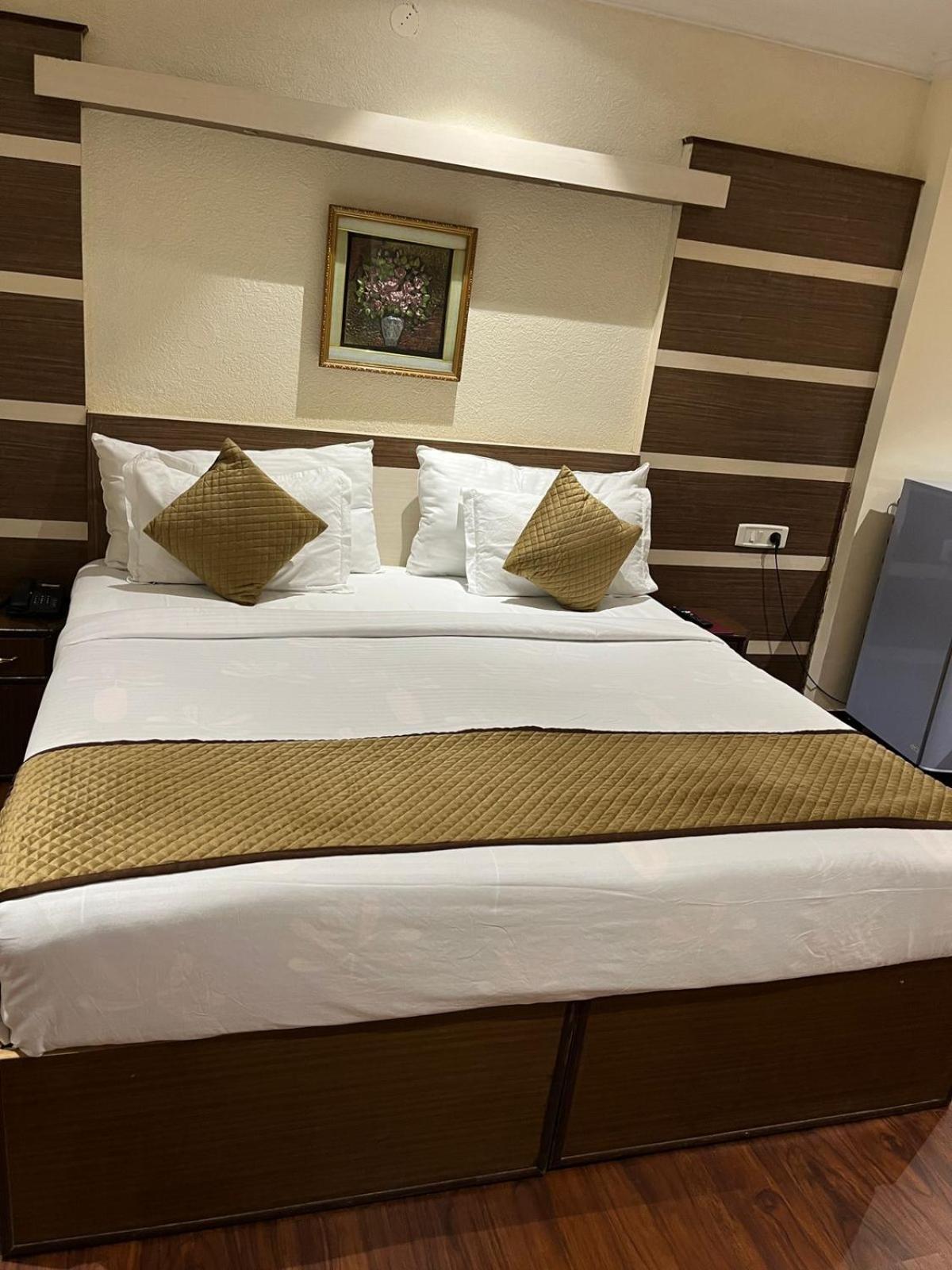 Hotel Vasu International Phagwara Exterior photo