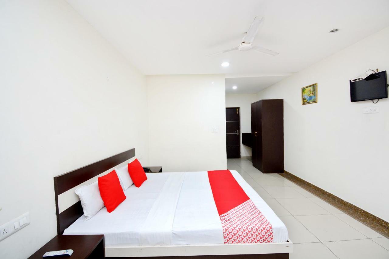Hotel Vasu International Phagwara Exterior photo