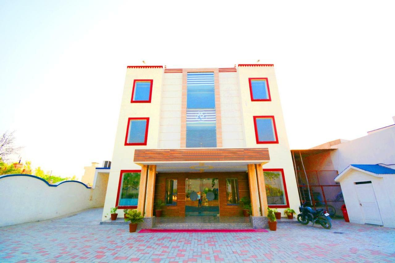 Hotel Vasu International Phagwara Exterior photo