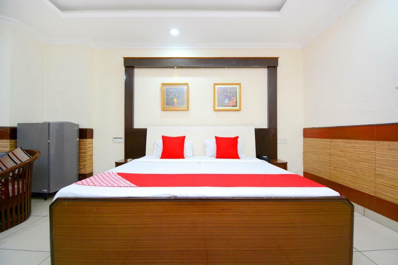Hotel Vasu International Phagwara Exterior photo